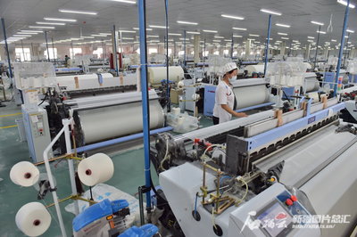 庫爾勒經(jīng)開區(qū)紡織服裝產(chǎn)業(yè)一季度產(chǎn)值同比增長13.86% 技術(shù)創(chuàng)新驅(qū)動(dòng)產(chǎn)業(yè)升級(jí)