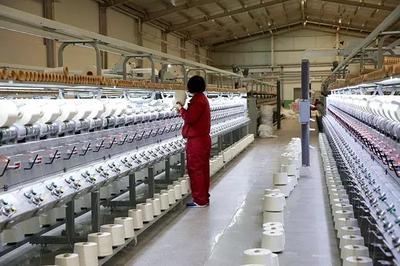 新疆首批印染新建項(xiàng)目在庫爾勒開發(fā)區(qū)建成投產(chǎn)，助力區(qū)域經(jīng)濟(jì)高質(zhì)量發(fā)展